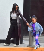 Access_Kardashian_011.jpg