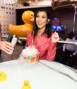 Access_Kardashian_03.jpg
