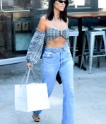 Access_Kardashian_02.jpg
