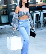 Access_Kardashian_09.jpg