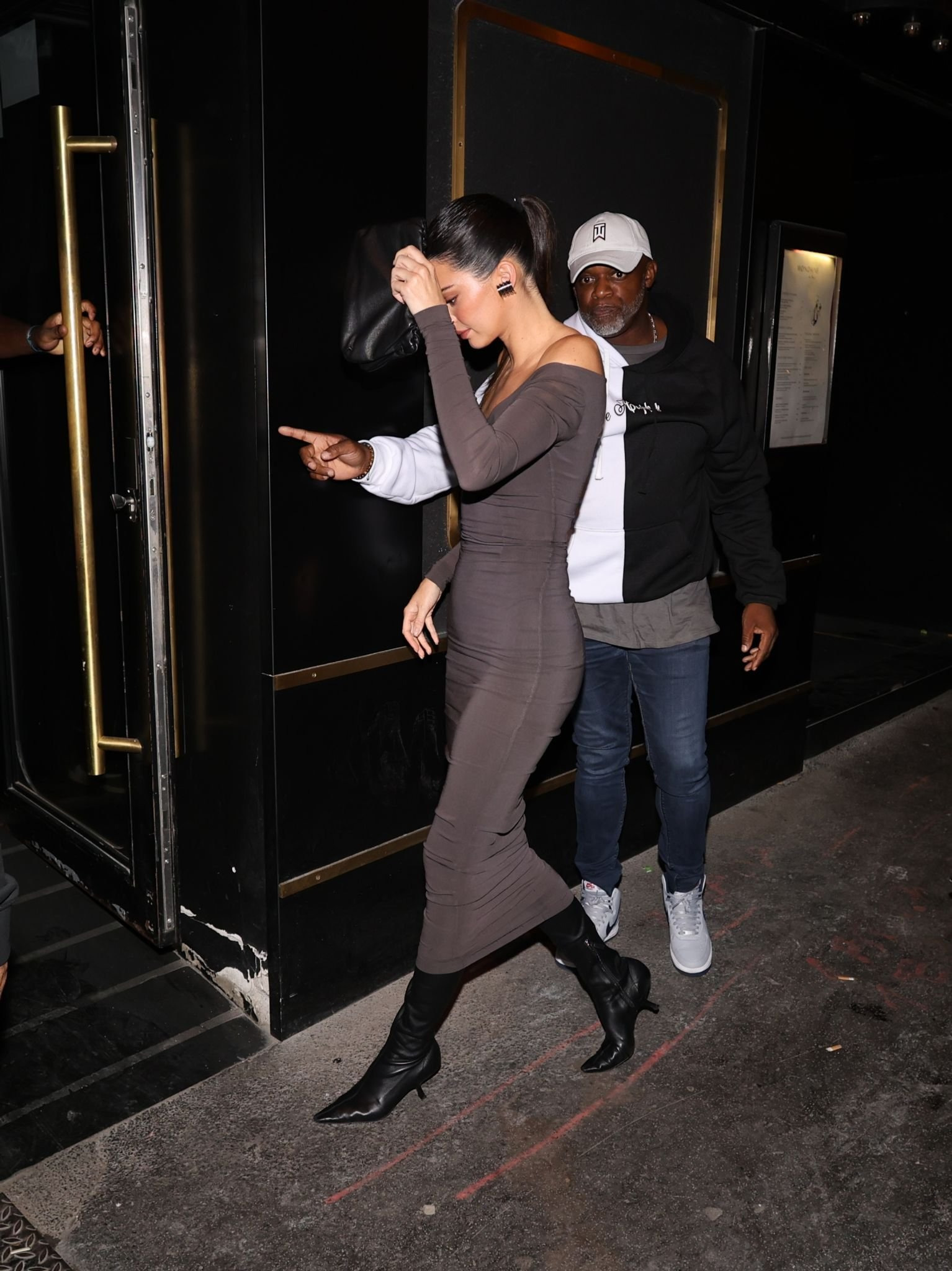 Access_Kardashian_04.jpg