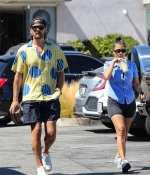 Access_Kardashian_001.jpg