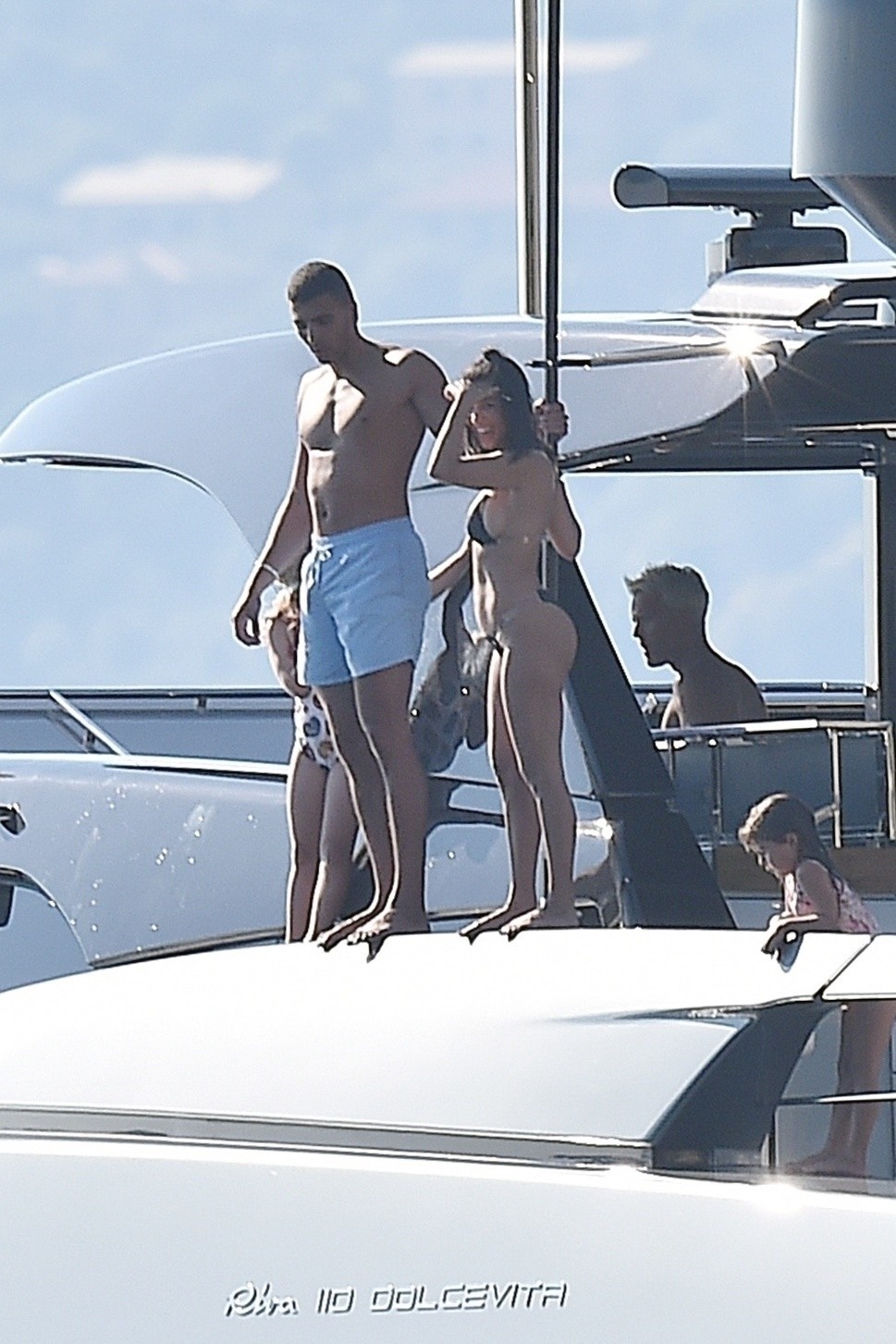 Access_Kardashian_02.jpg