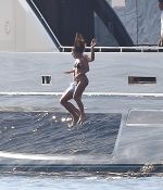 Access_Kardashian_015.jpg
