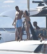 Access_Kardashian_02.jpg