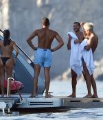 Access_Kardashian_034.jpg