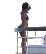 Access_Kardashian_05.jpg