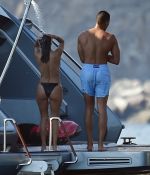 Access_Kardashian_07.jpg