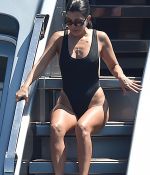 Access_Kardashian_012.jpg