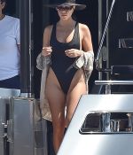 Access_Kardashian_020.jpg