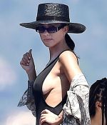 Access_Kardashian_034.jpg