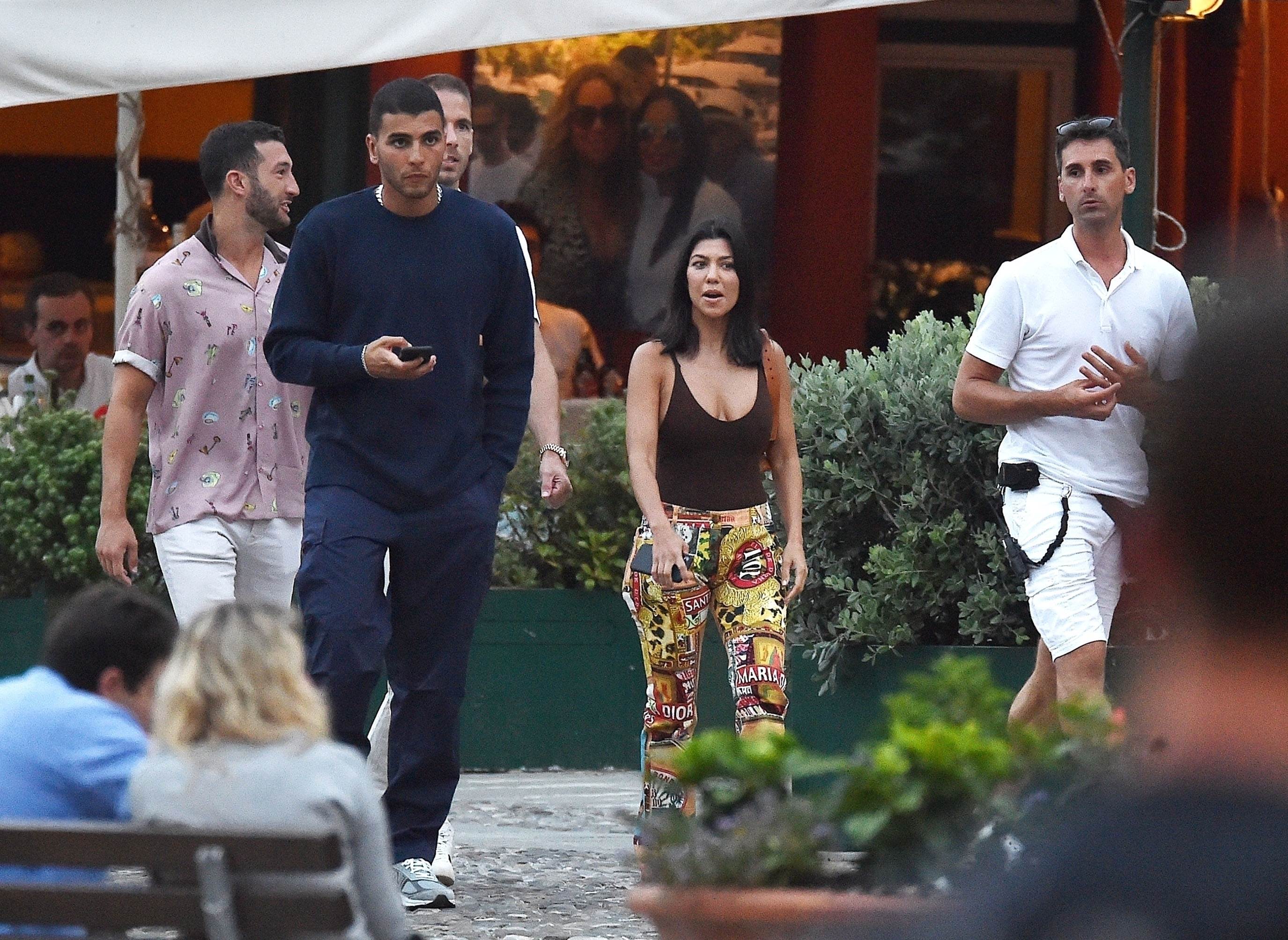 Access_Kardashian_06.jpg