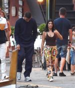 Access_Kardashian_04.jpg