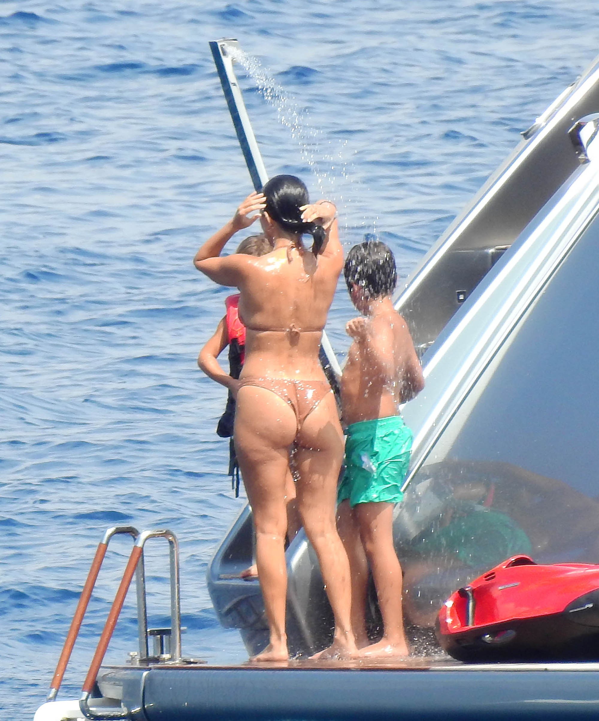 Access_Kardashian_08.jpg