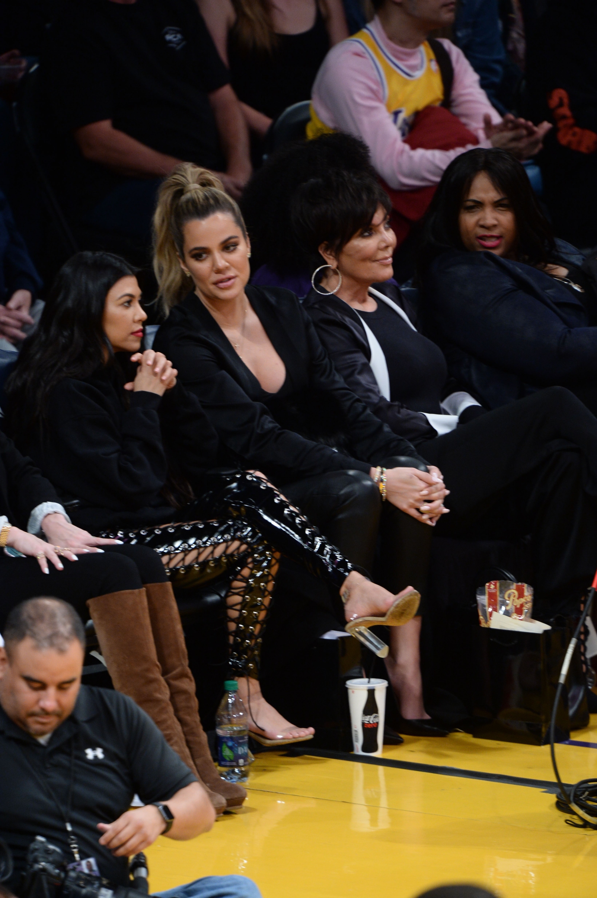 Access_Kardashian_003.jpg