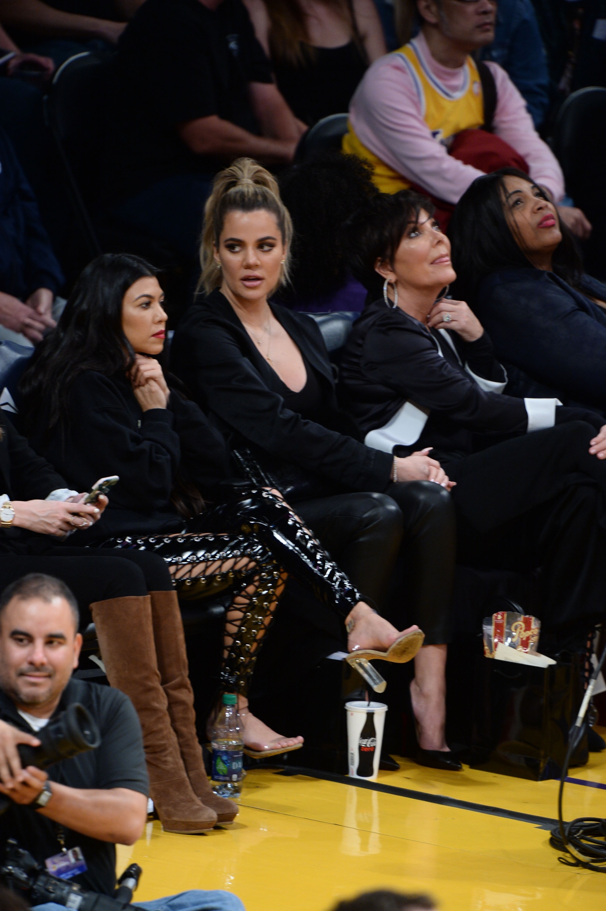Access_Kardashian_007.jpg