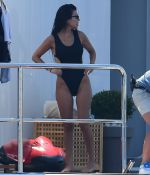 Access_Kardashian_015.jpg