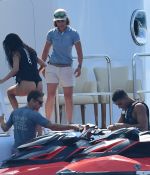 Access_Kardashian_02.jpg