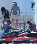 Access_Kardashian_05.jpg