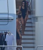 Access_Kardashian_06.jpg