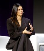 Access_Kardashian_02.jpg