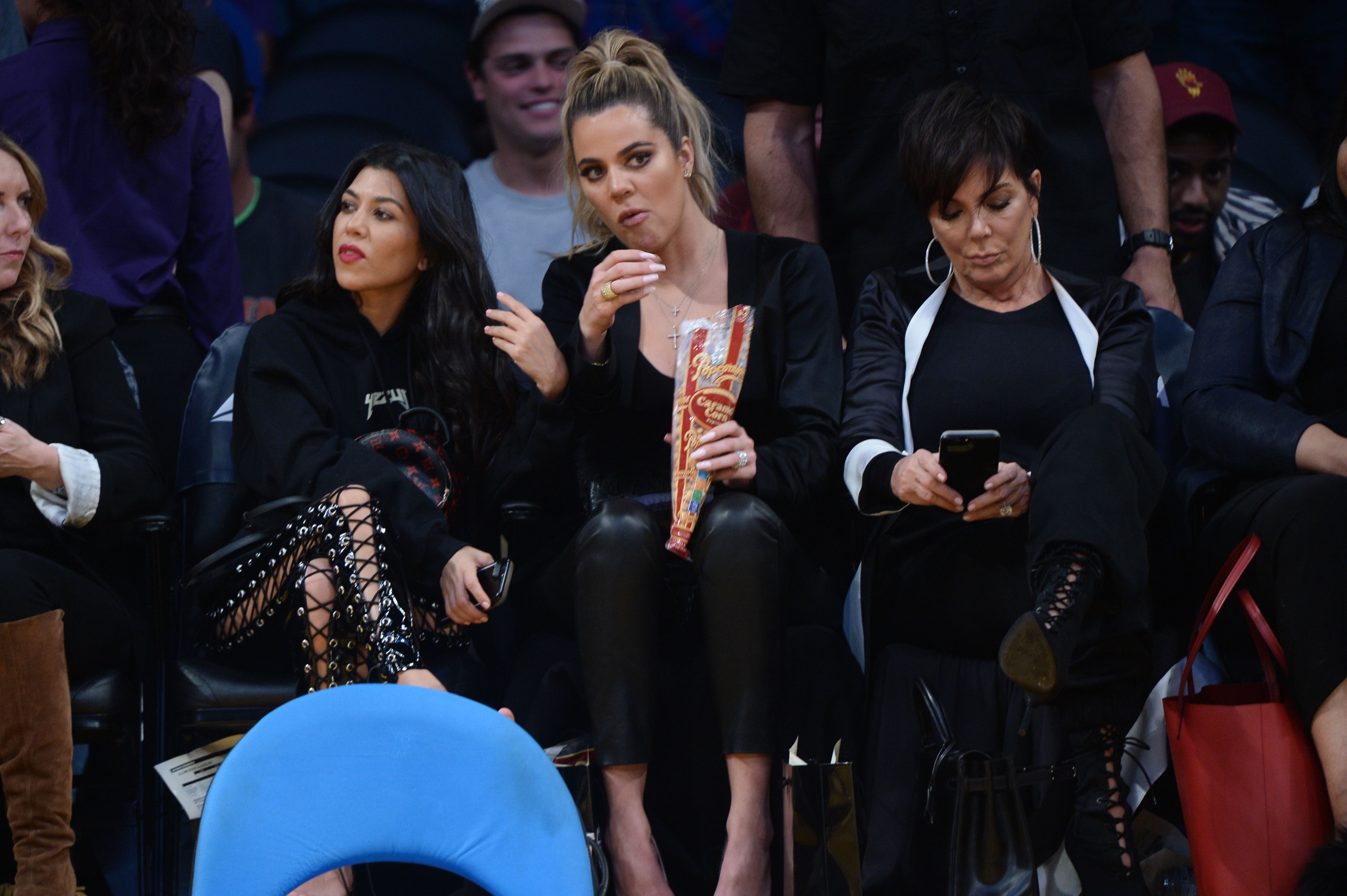 Access_Kardashian_015.jpg