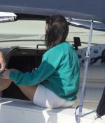 Access_Kardashian_05.jpg