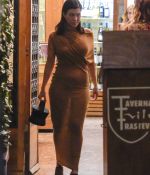 Access_Kardashian_09.jpg