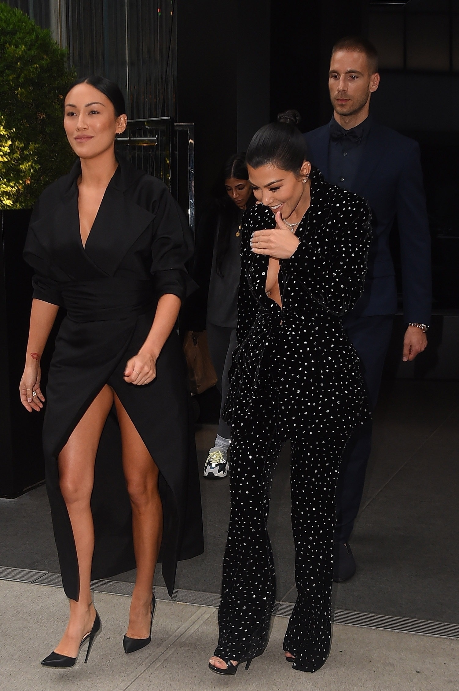 Access_Kardashian_03.jpg