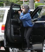 Access_Kardashian_03.jpg