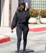 Access_Kardashian_09.jpg