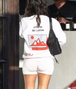 Access_Kardashian_05.jpg