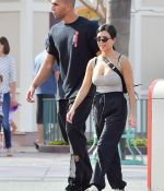 Access_Kardashian_02.jpg
