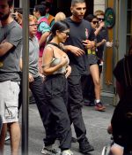 Access_Kardashian_07.jpg