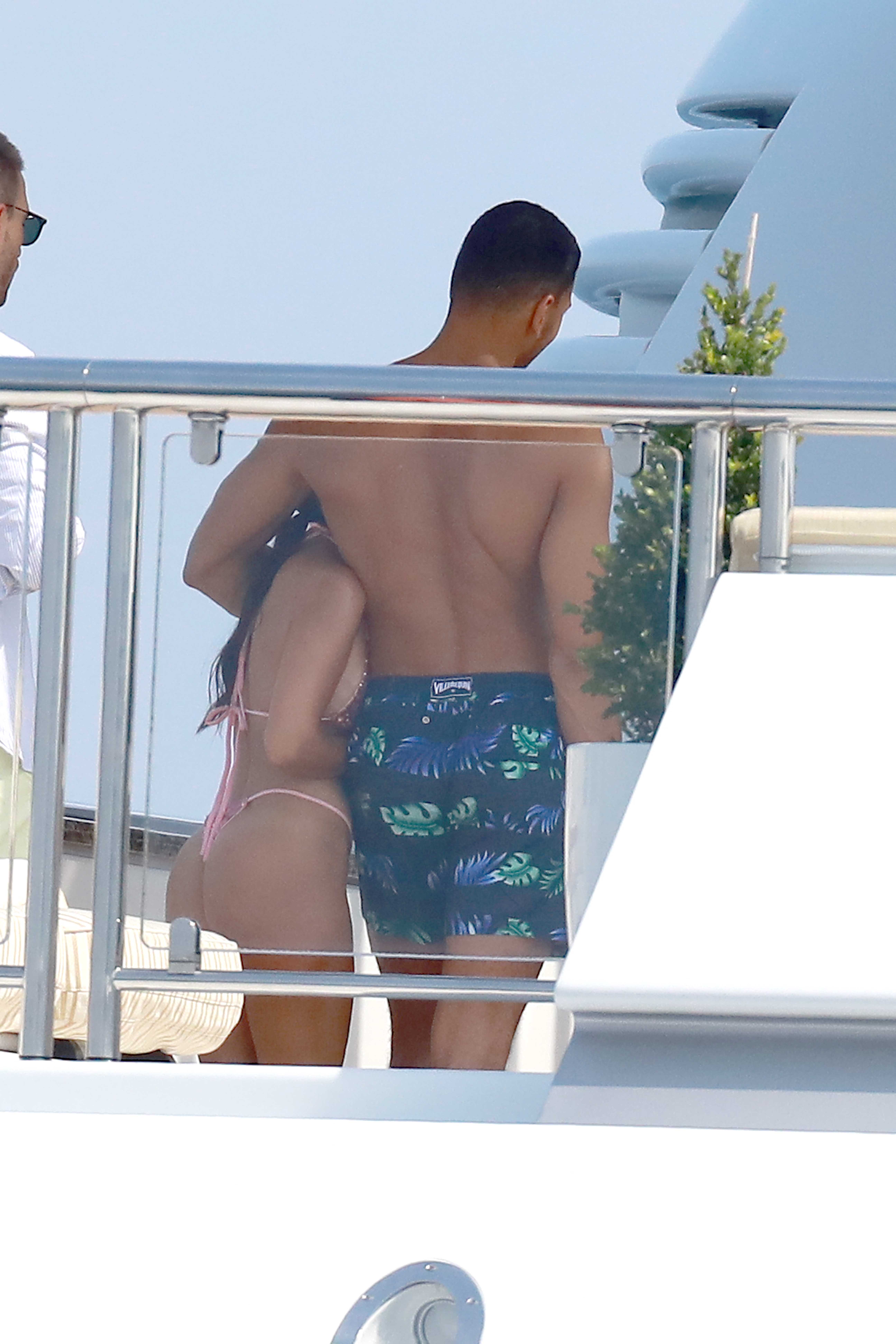 Access_Kardashian_05.jpg