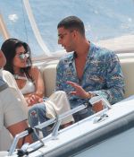 Access_Kardashian_07.jpg