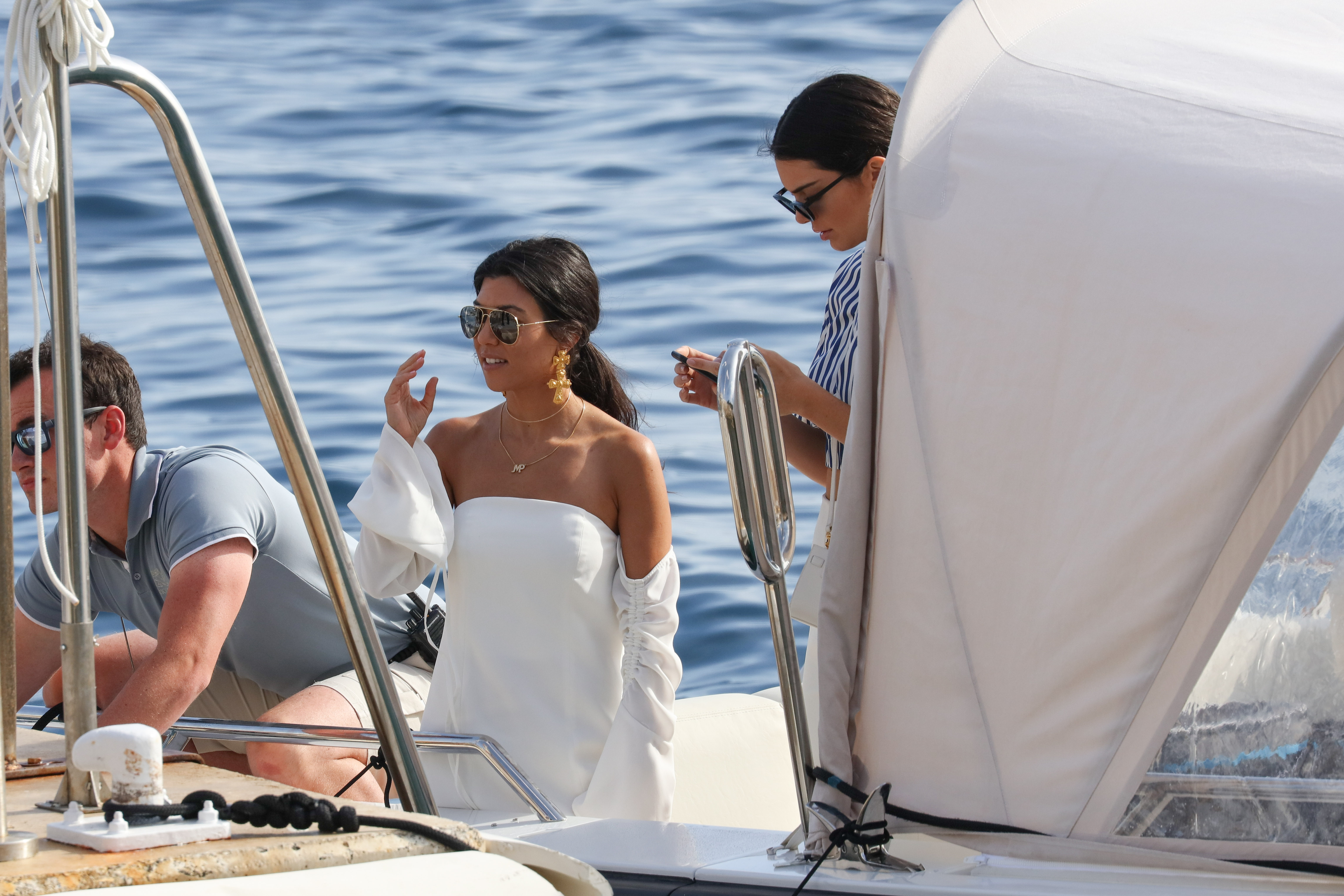 Access_Kardashian_09.jpg