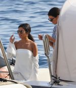 Access_Kardashian_09.jpg