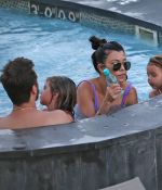 Access_Kardashian_011.jpg