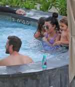 Access_Kardashian_026.jpg