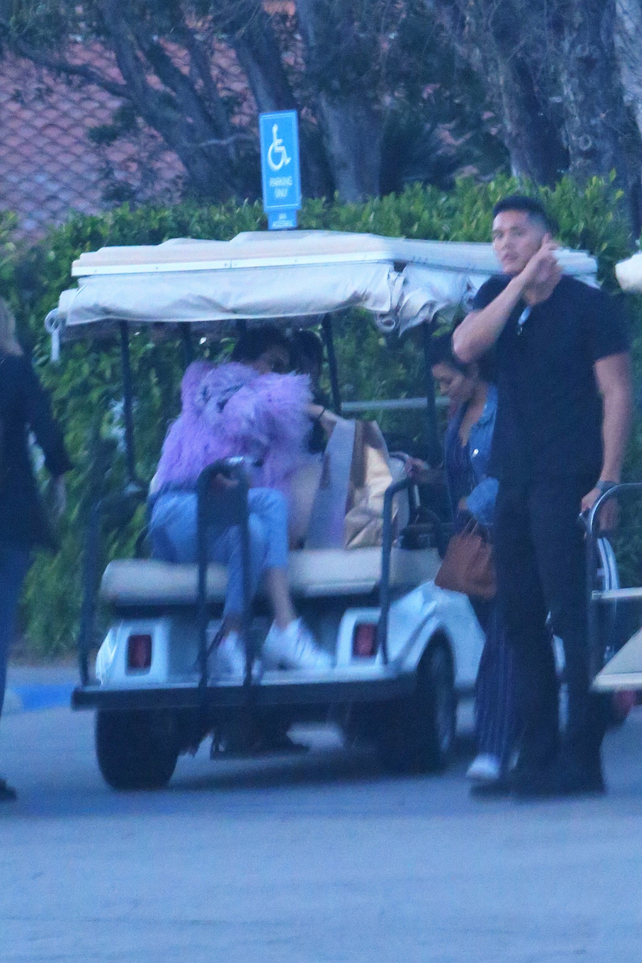 Access_Kardashian_08.jpeg