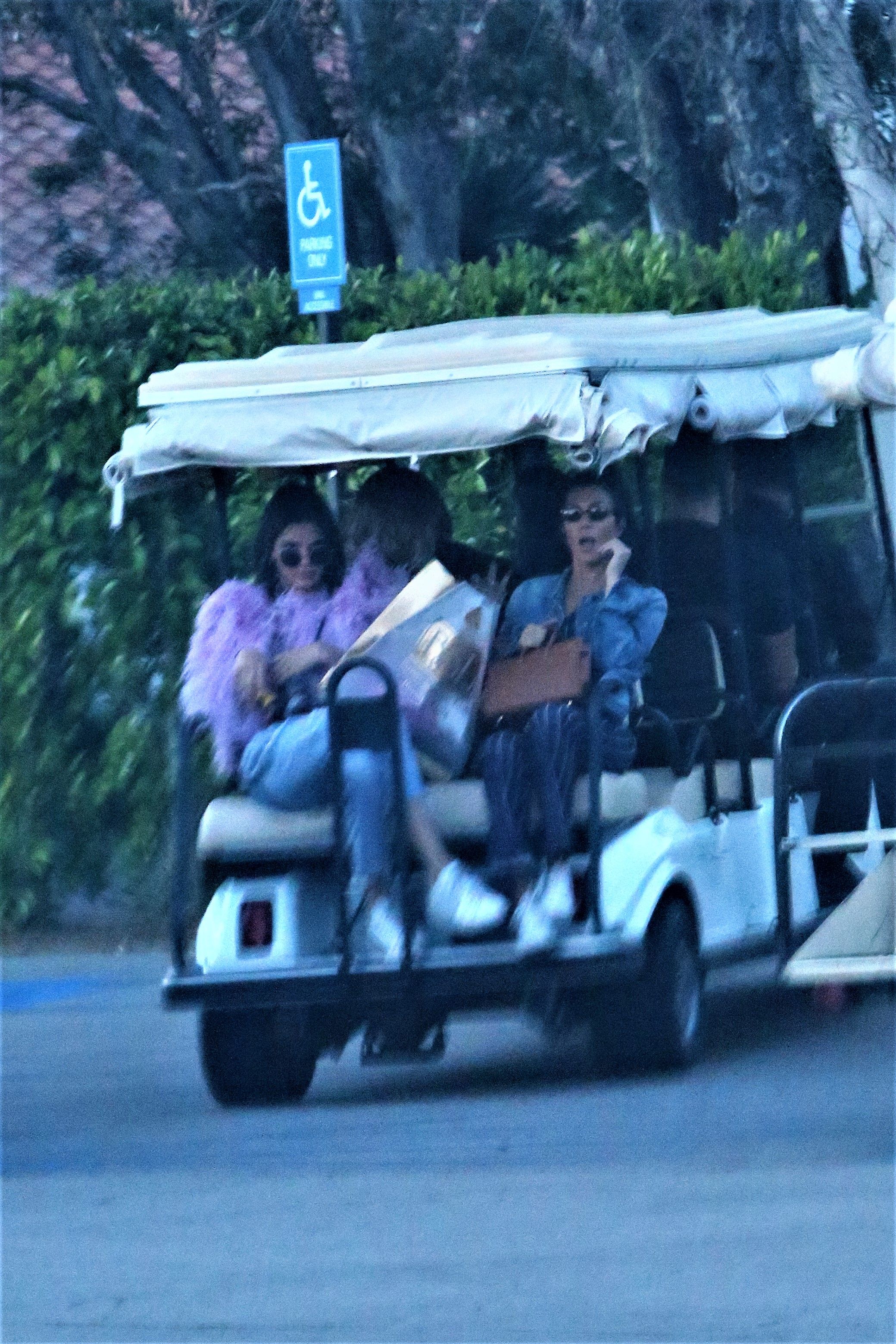 Access_Kardashian_018.jpeg