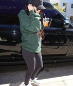Access_Kardashian_08.jpg
