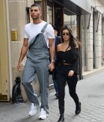 Access_Kardashian_06.jpg