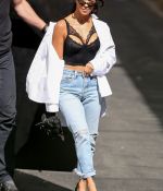 Access_Kardashian_04.jpg