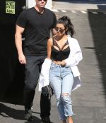 Access_Kardashian_09.jpg