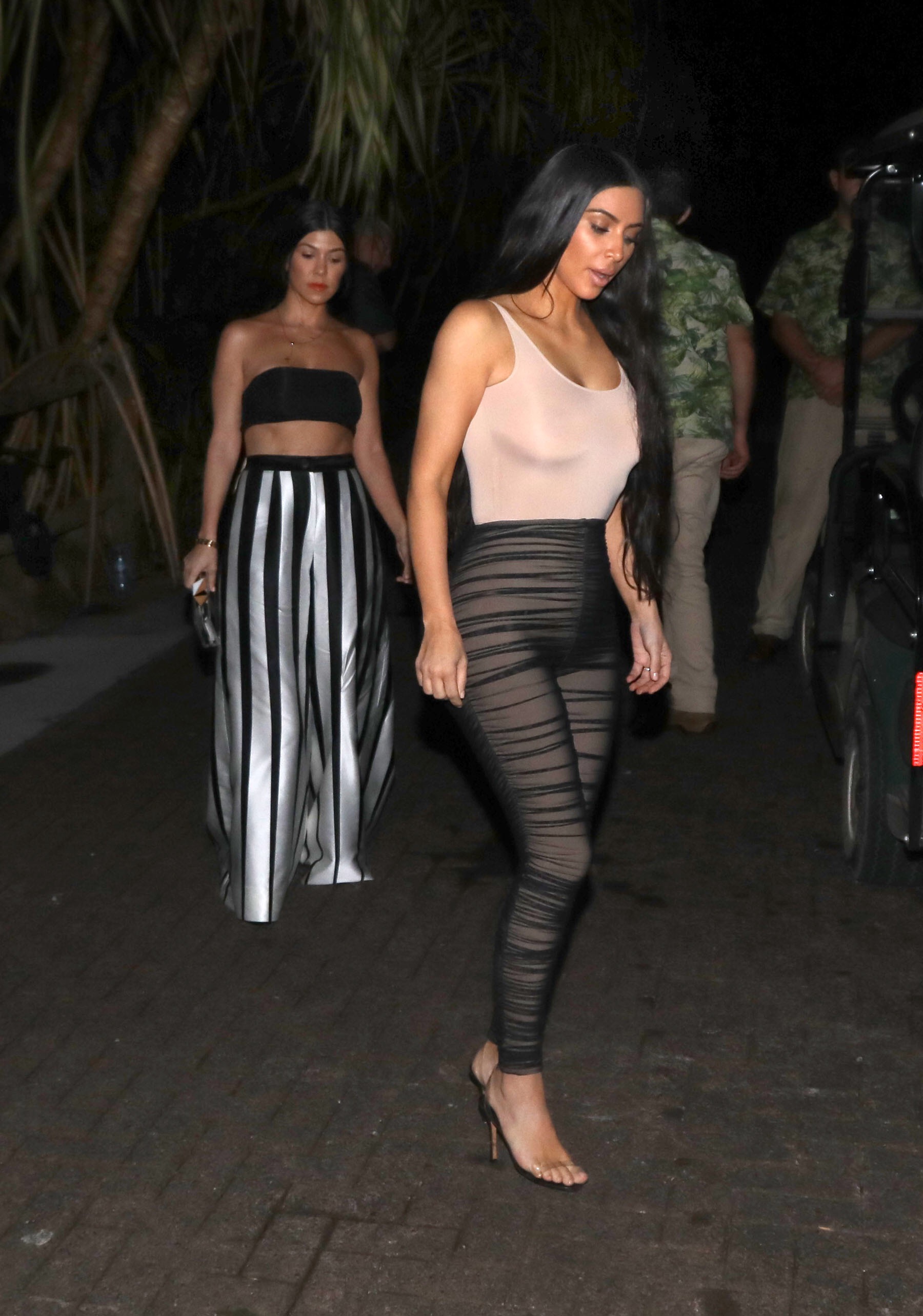 Access_Kardashian_01.jpg