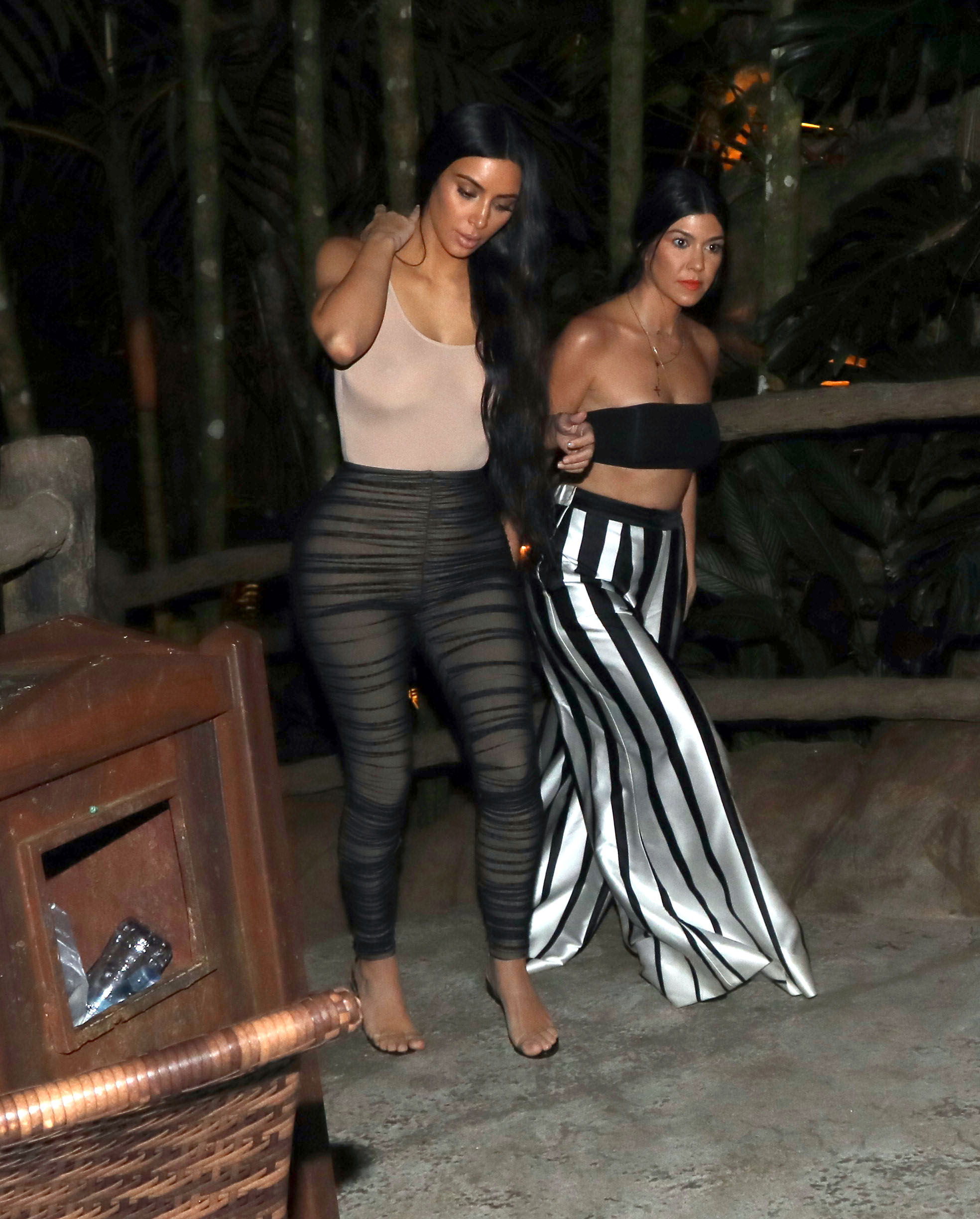Access_Kardashian_09.jpg