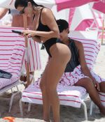 Access_Kardashian_09.jpg