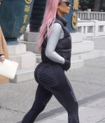 Access_Kardashian_06.jpg